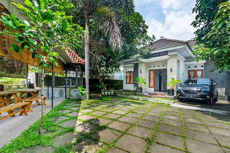 House of Cokro Near Malioboro: Penginapan Tradisional dengan Lokasi Strategis di Malioboro 