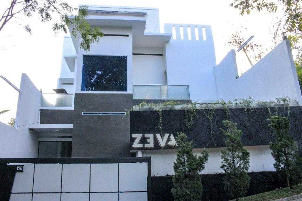 Zeva Villa Dago: Kenyamanan dan Keindahan di Villa Zeva Dago 