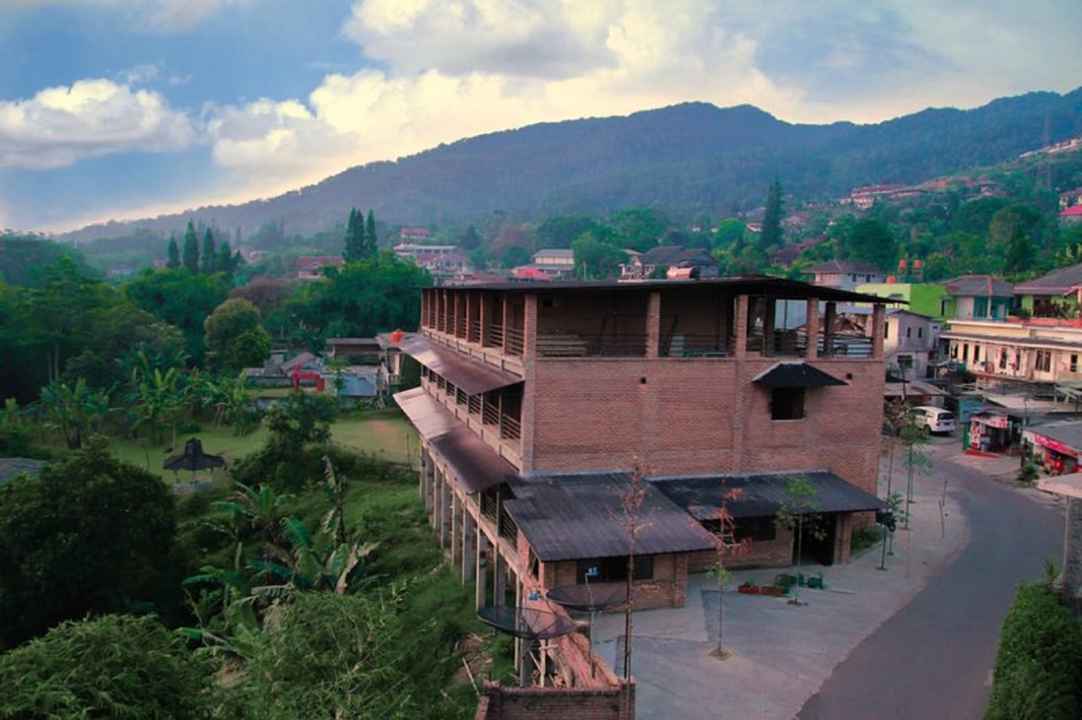 Villa NJD Puncak: Kemewahan dan Kenyamanan di Villa NJD Puncak 