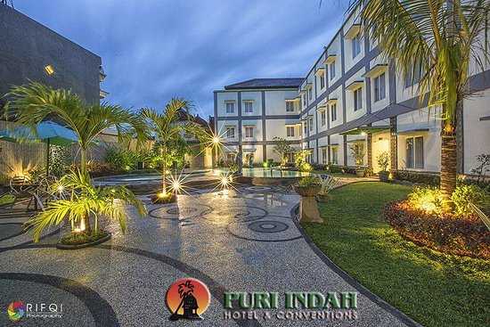 Hotel Puri Nusa Indah: Kemewahan Tradisional di Hotel Puri Nusa Indah 